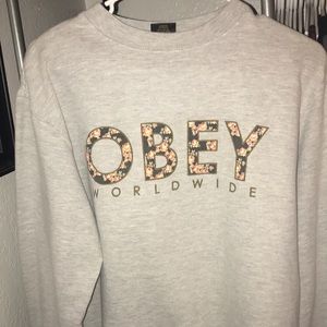 OBEY CREWNECK